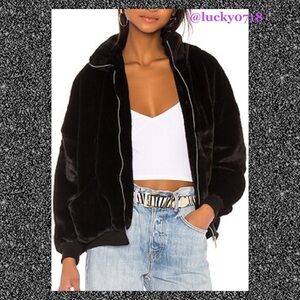 Superdown EUC Camilla Oversized Faux Fur Jacket in Black Sz S